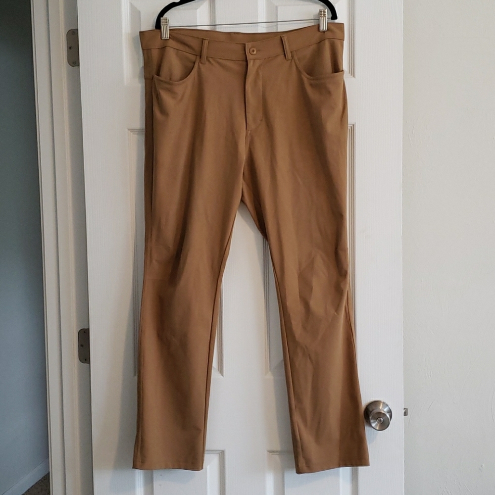Old Navy Built-In Flex Performance Golf Pants